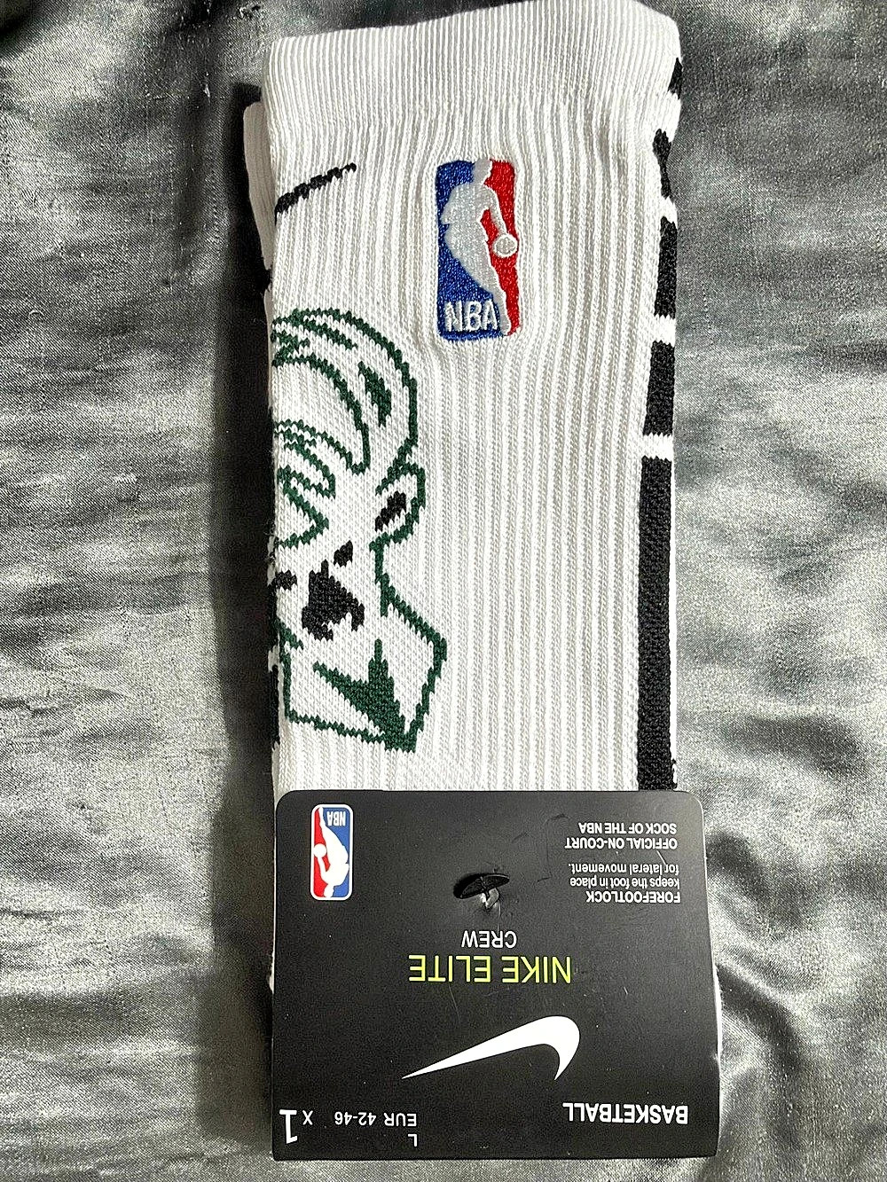 Nike Elite Bucks Crew Basketball Crew Socks Large NWT